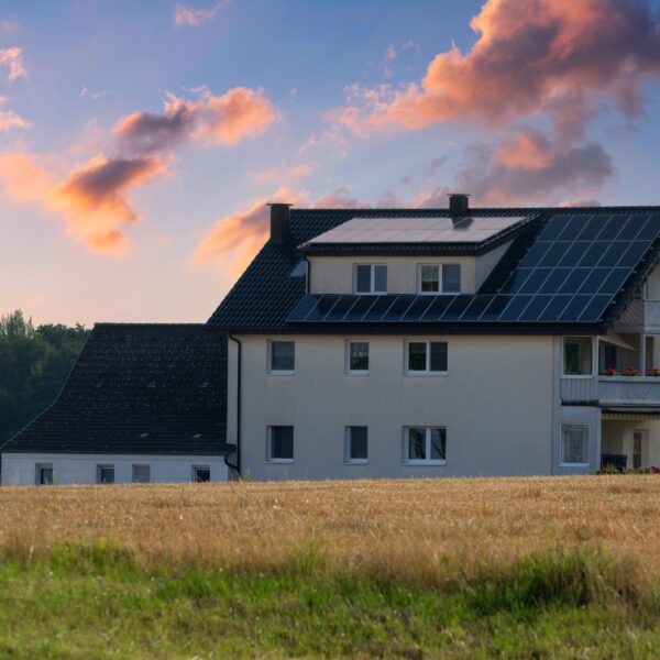 Solorenergie Zwickau Haus Mehrfamilienhaus mit Solaranlage